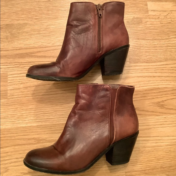Genuine leather brown booties 🤎 - Picture 5 of 5